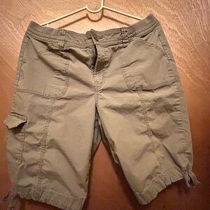 SALE St. John's Bay Khaki Cargo Shorts for Women